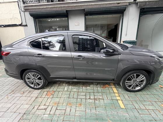 FIAT FASTBACK 1.0 TURBO 200 FLEX CVT FIAT FASTBACK 1.0 TURBO 200 FLEX CVT